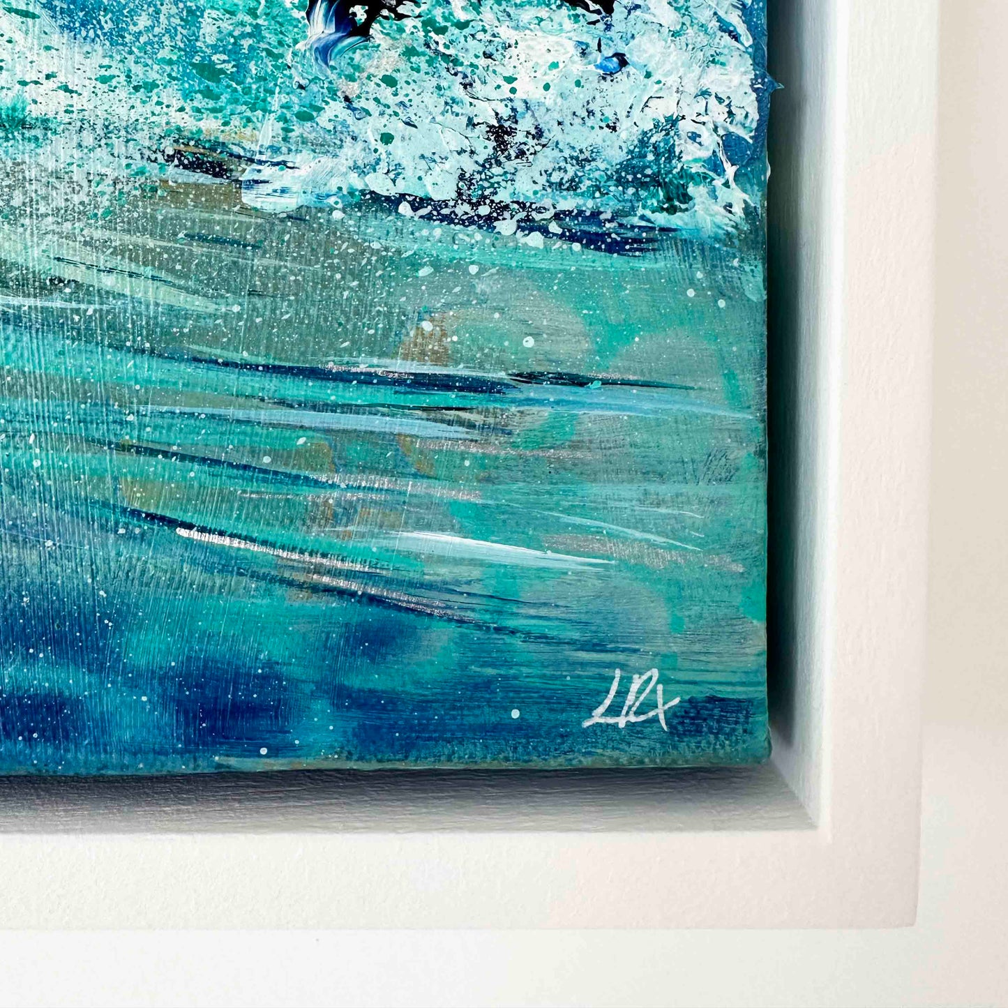 Original Barrel Wave art close up