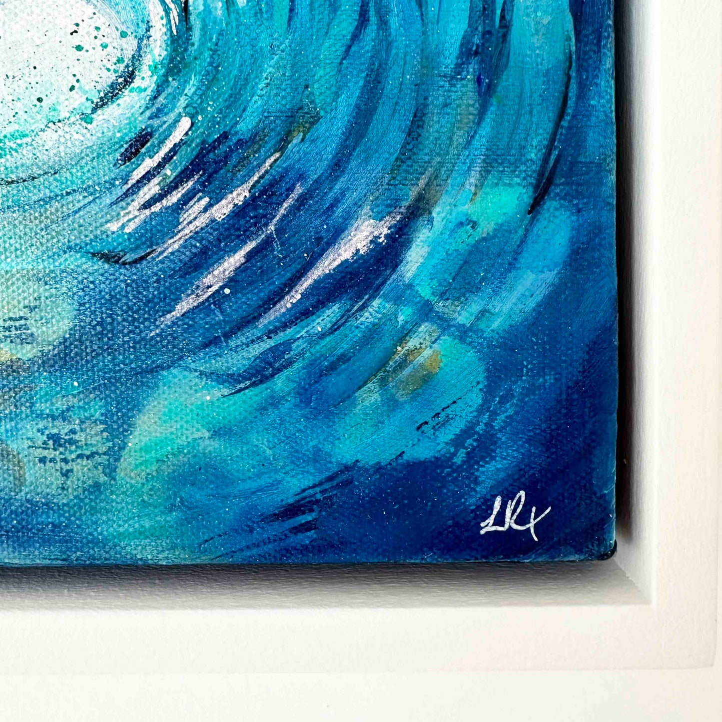 Original Barrel Wave art close up