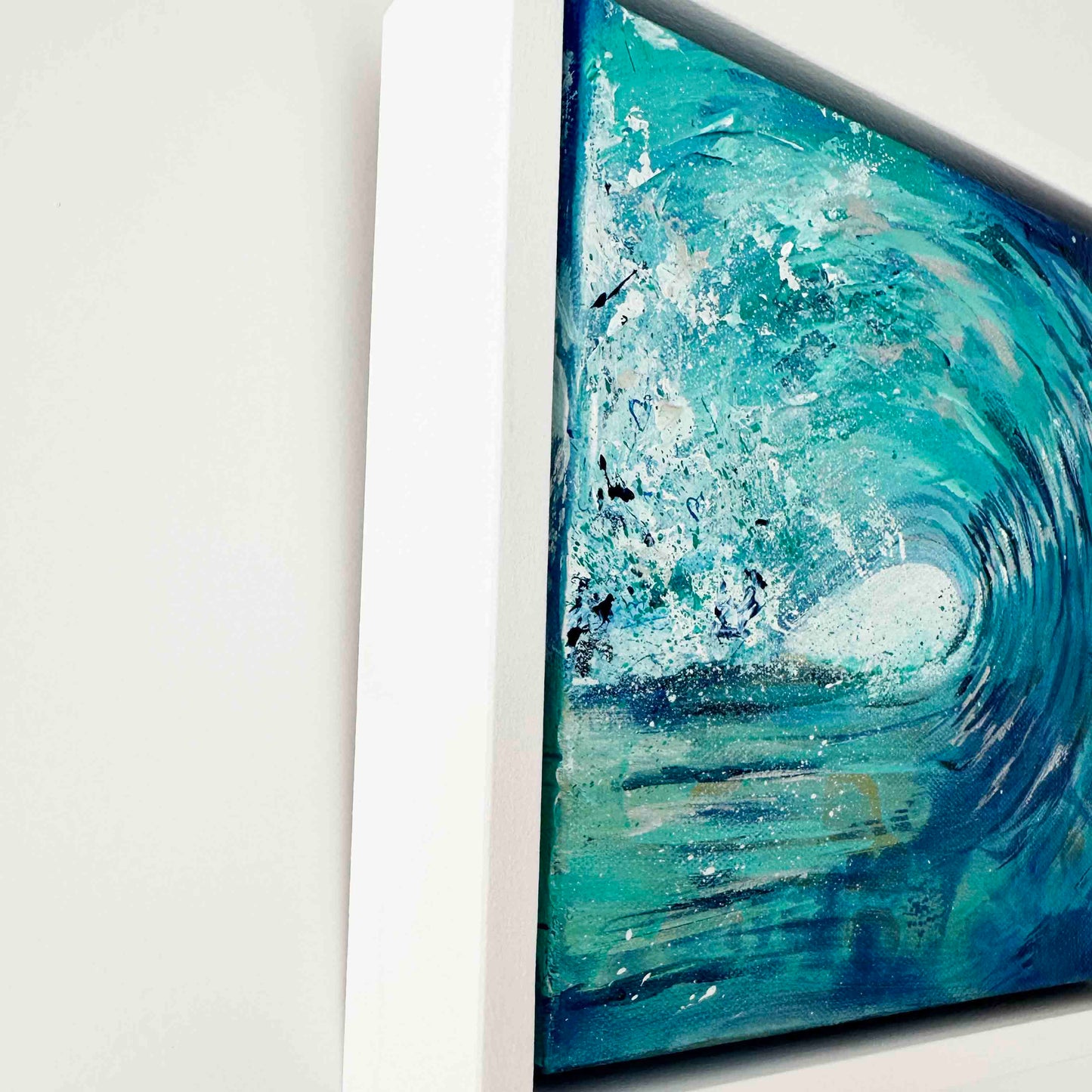 Original Barrel Wave art close up