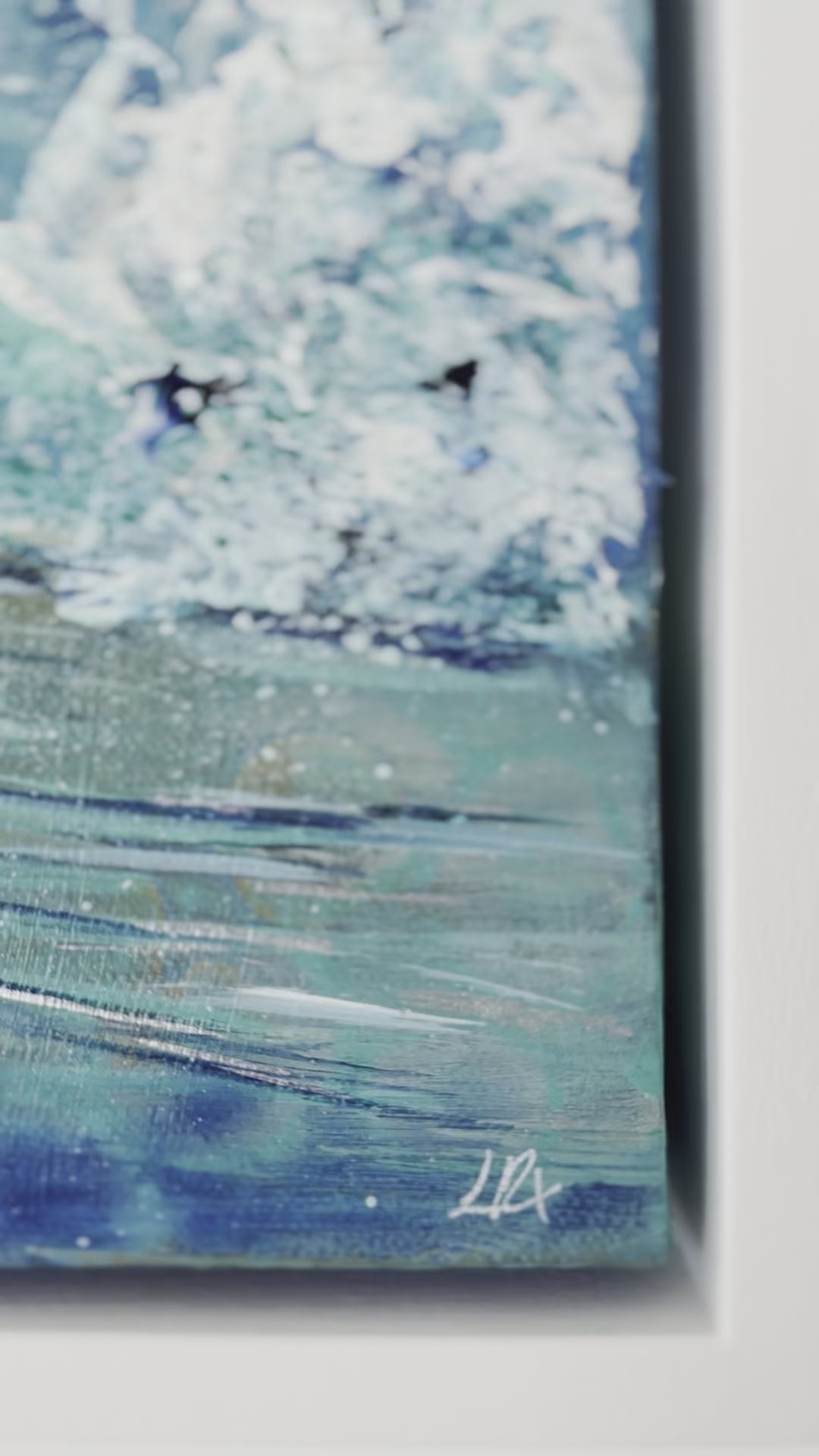 Original Barrel Wave art close up video